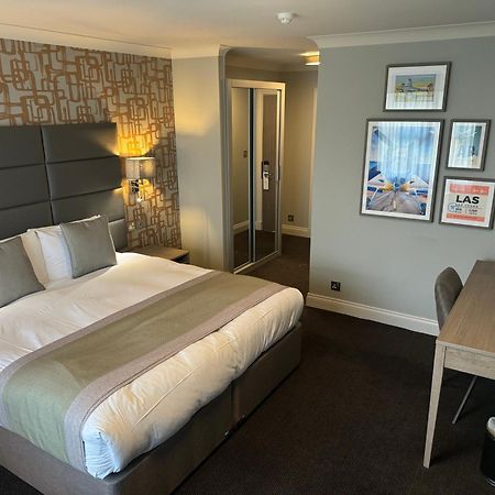 The Essex Golf & Country Club Hotel Coggeshall Exteriör bild