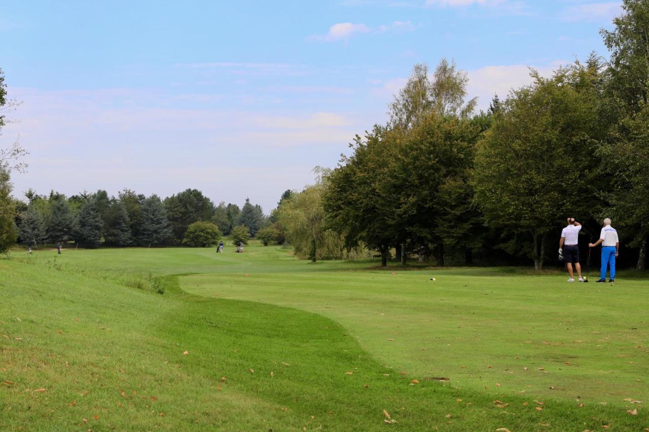 The Essex Golf & Country Club Hotel Coggeshall Exteriör bild