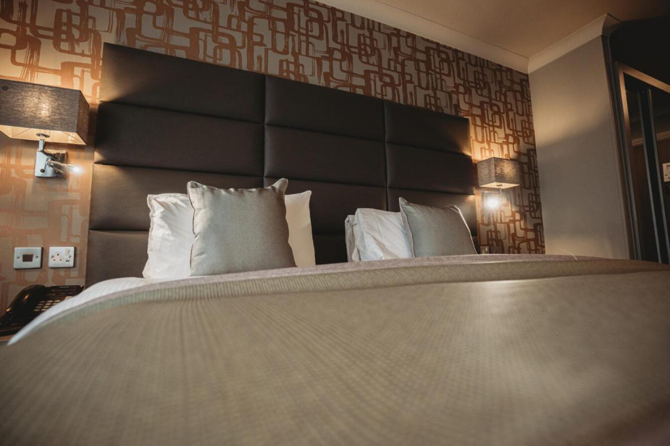 The Essex Golf & Country Club Hotel Coggeshall Exteriör bild