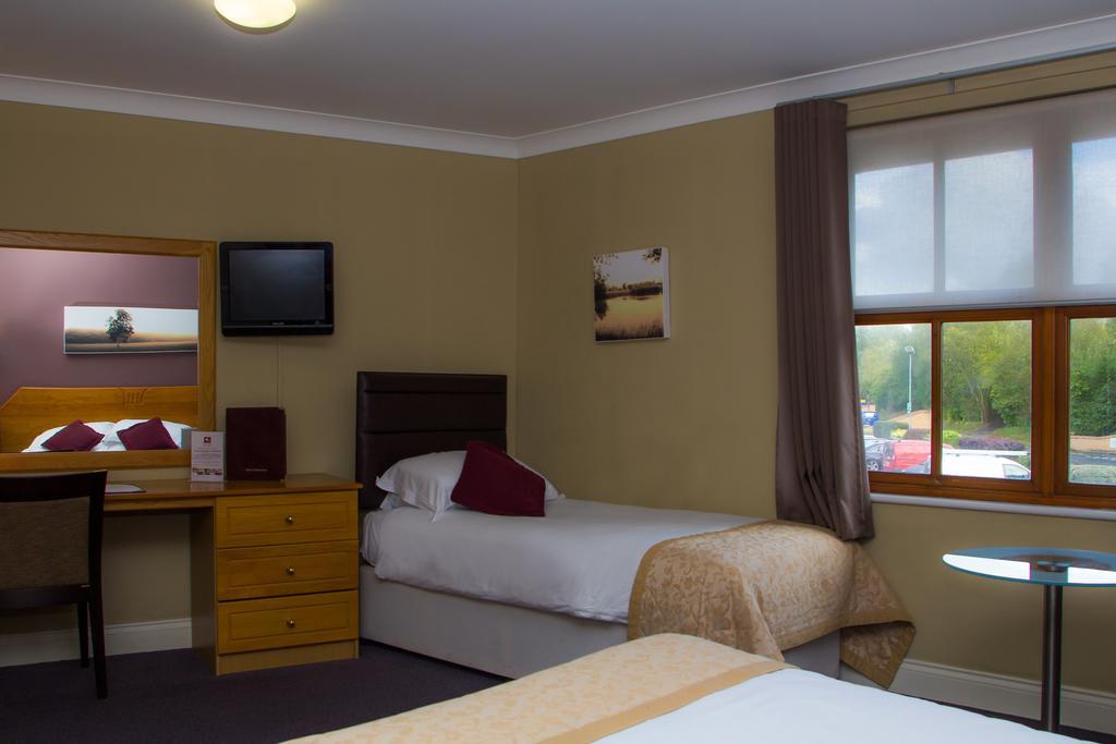 The Essex Golf & Country Club Hotel Coggeshall Exteriör bild