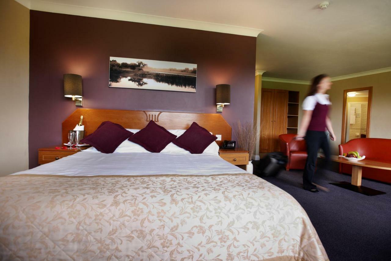 The Essex Golf & Country Club Hotel Coggeshall Exteriör bild